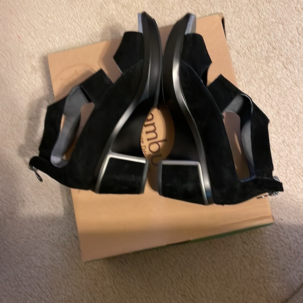 Classy and stylish Jambu shoes